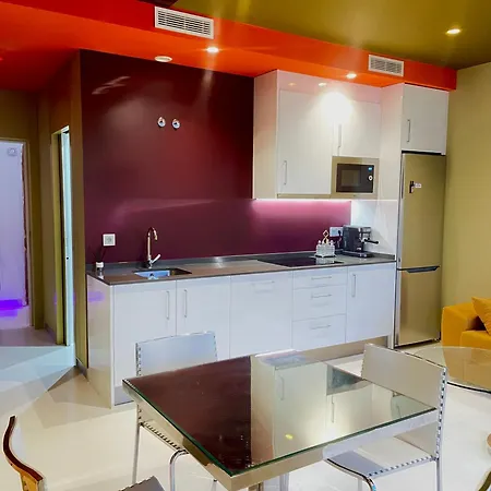 Lahola Glam Apartment